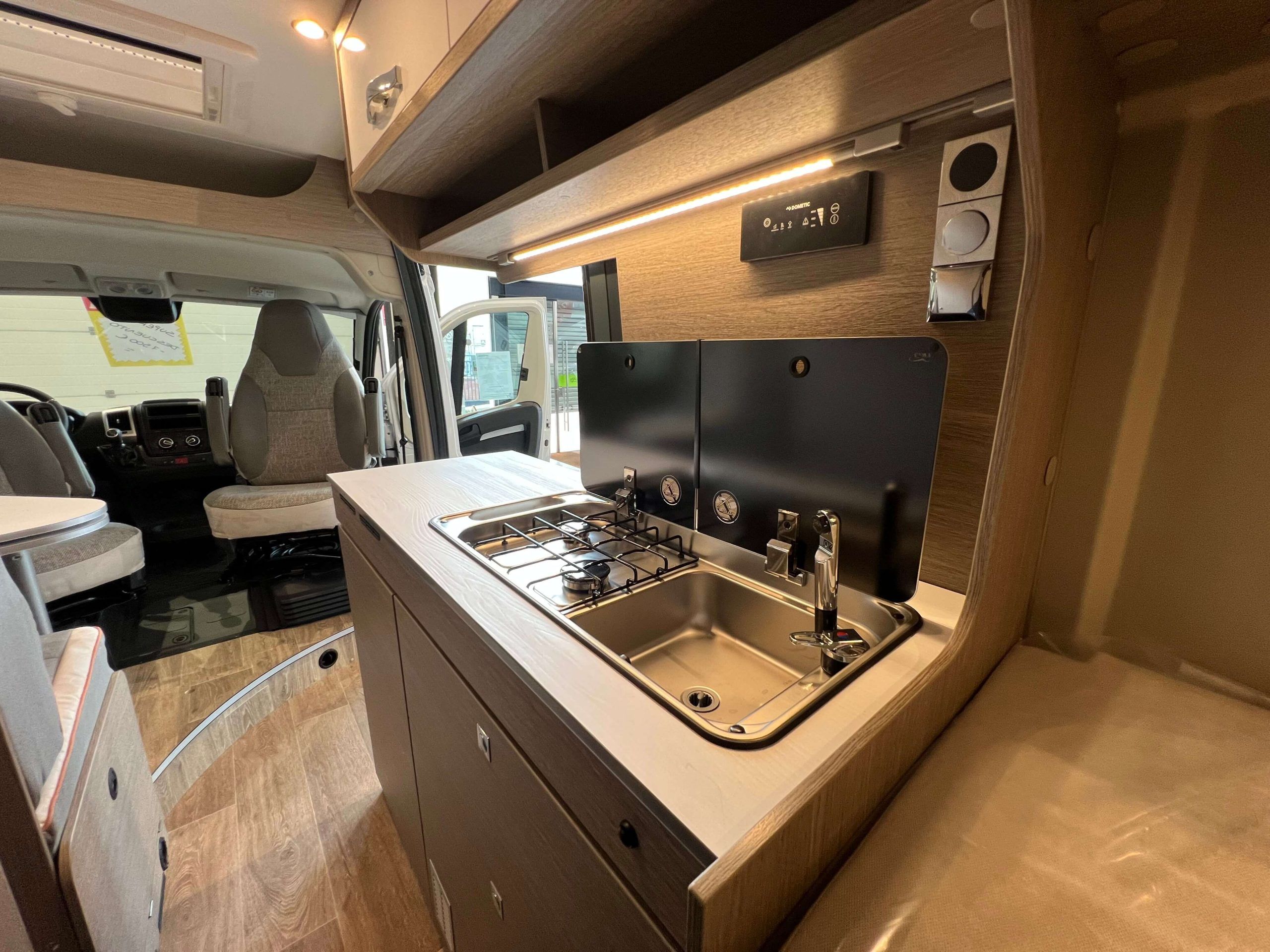 CAMPER PÖSSL 2 WIN S PLUS BLANCA (5)