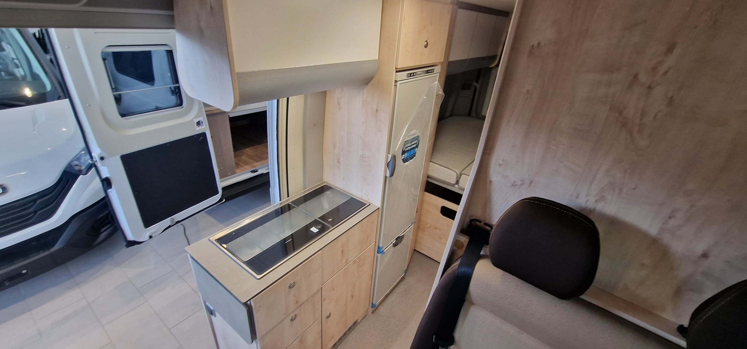 CLEVER CELEBRATION 600 (12)