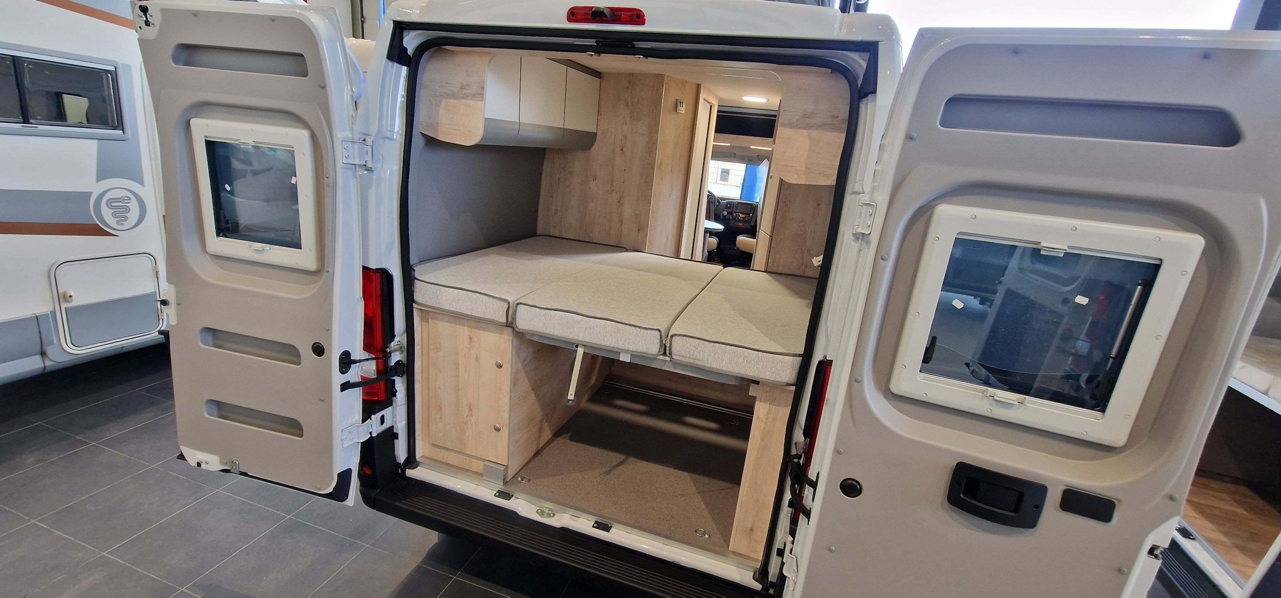 CLEVER CELEBRATION 600 (5)