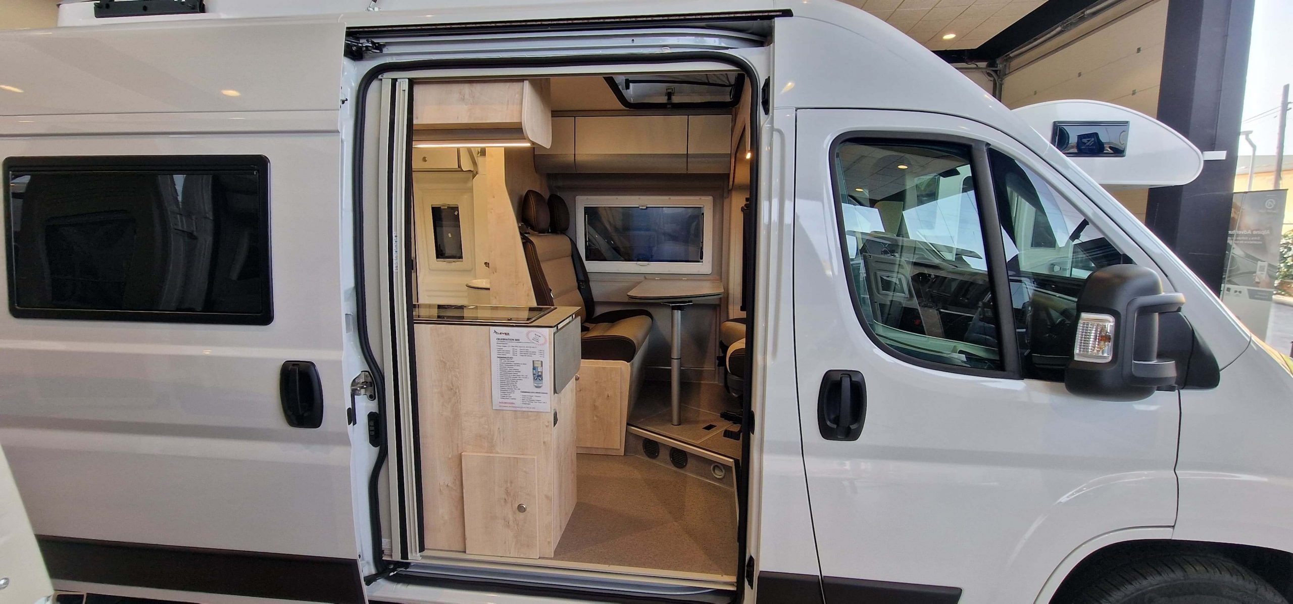 CLEVER CELEBRATION 600 (8)