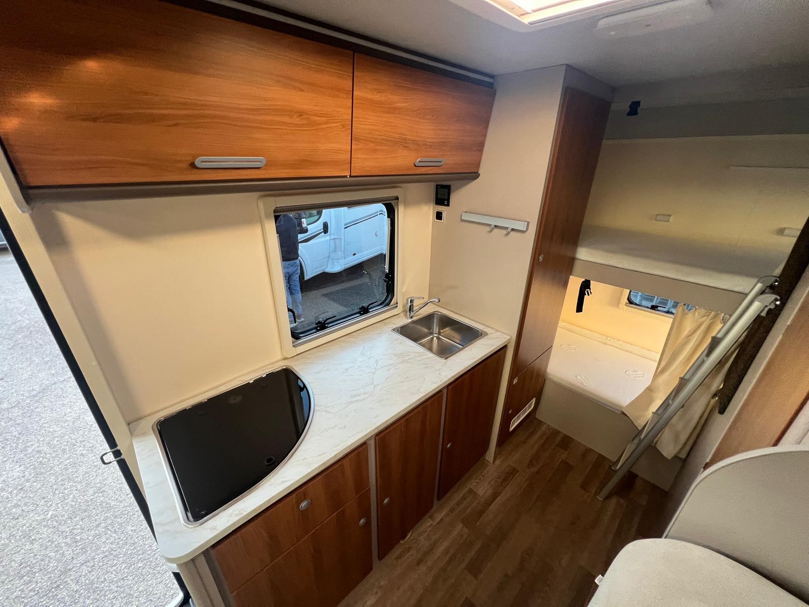 AUTOCARAVANA RIMOR HYGGE 7 (13)