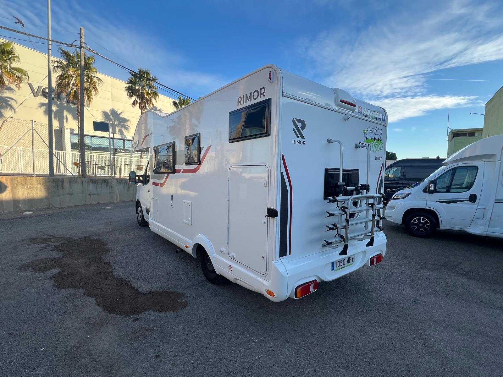 AUTOCARAVANA RIMOR HYGGE 7 (5)