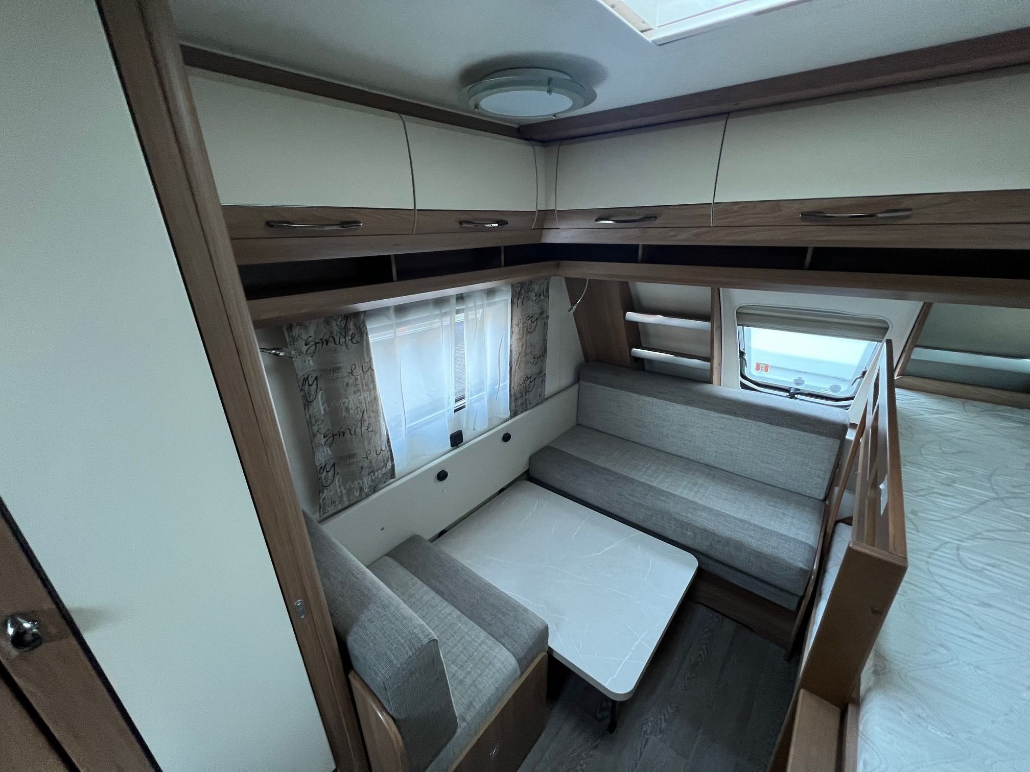 HOBBY 515 UHK LUXE (7)